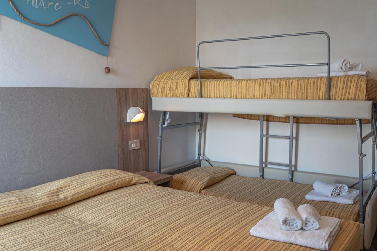 Hotel Astrid Cervia Luaran gambar