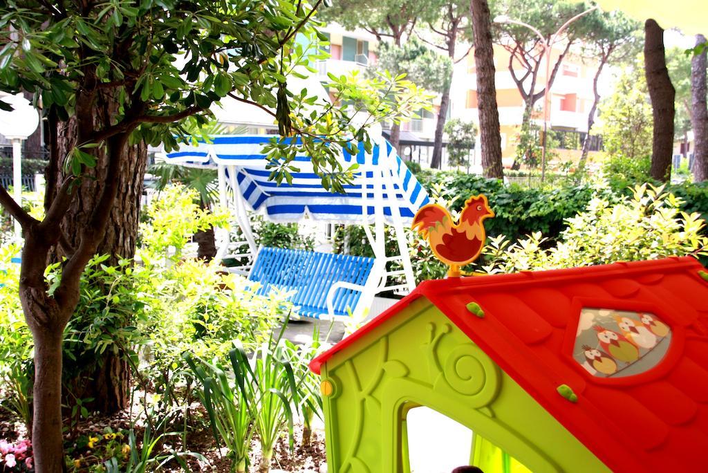 Hotel Astrid Cervia Luaran gambar