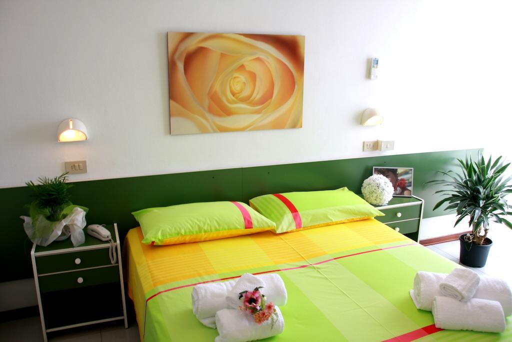 Hotel Astrid Cervia Bilik gambar