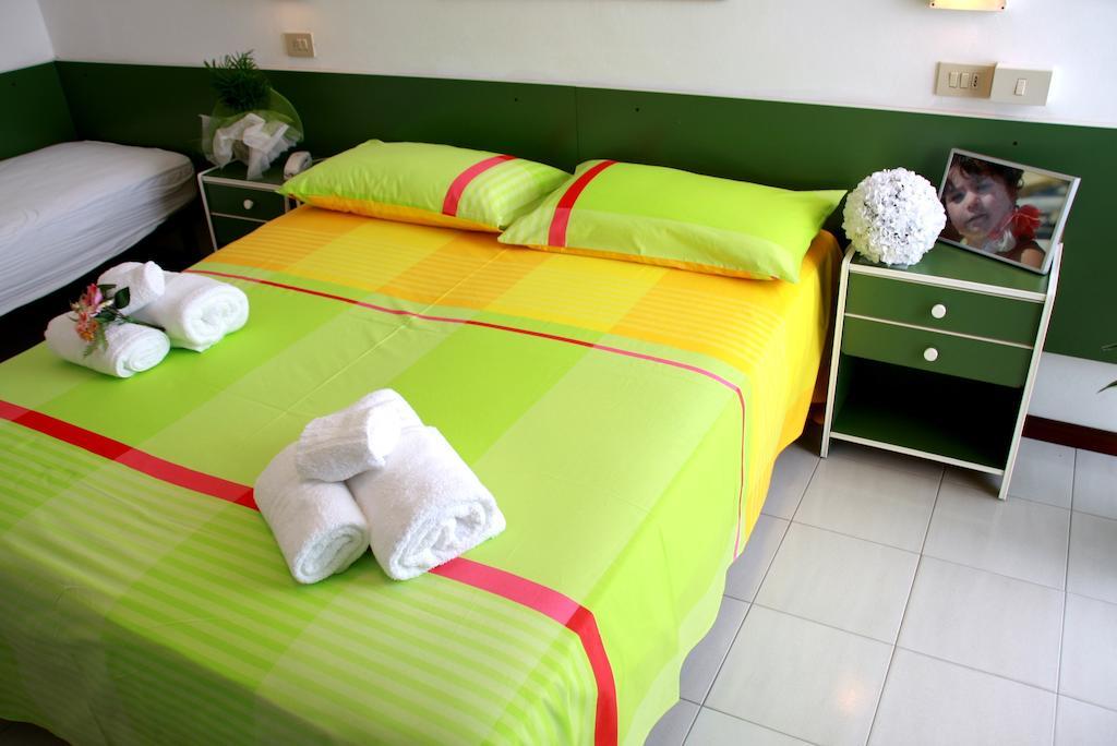 Hotel Astrid Cervia Luaran gambar