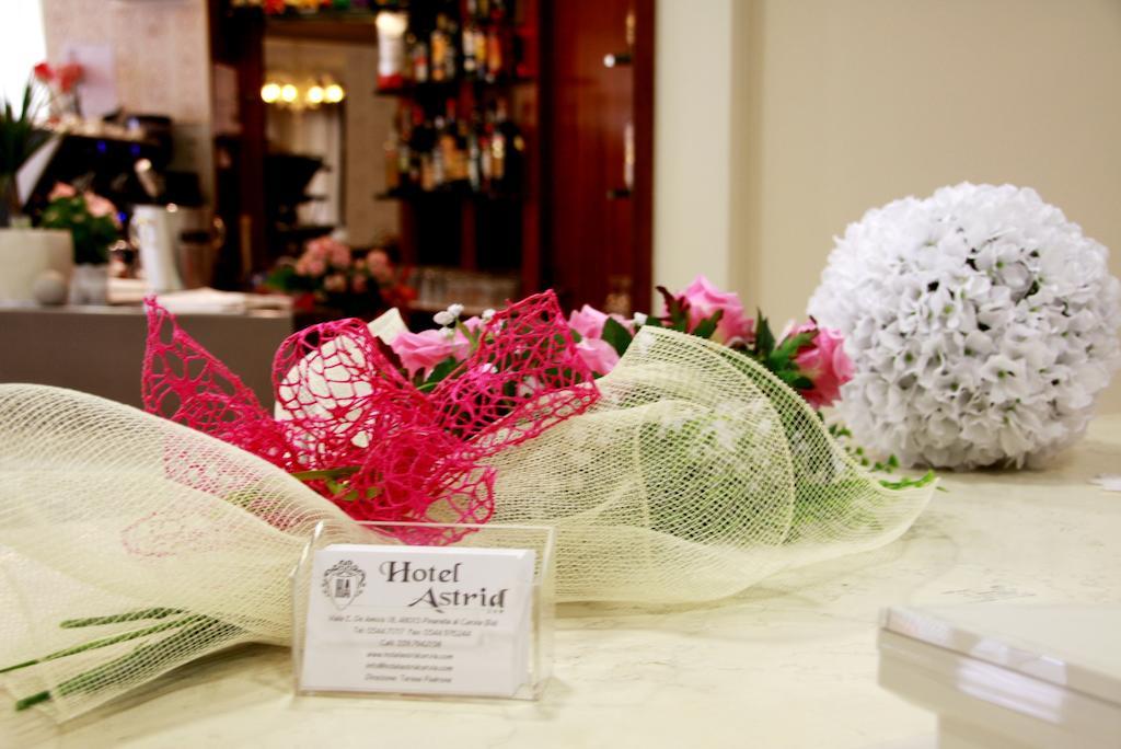 Hotel Astrid Cervia Luaran gambar